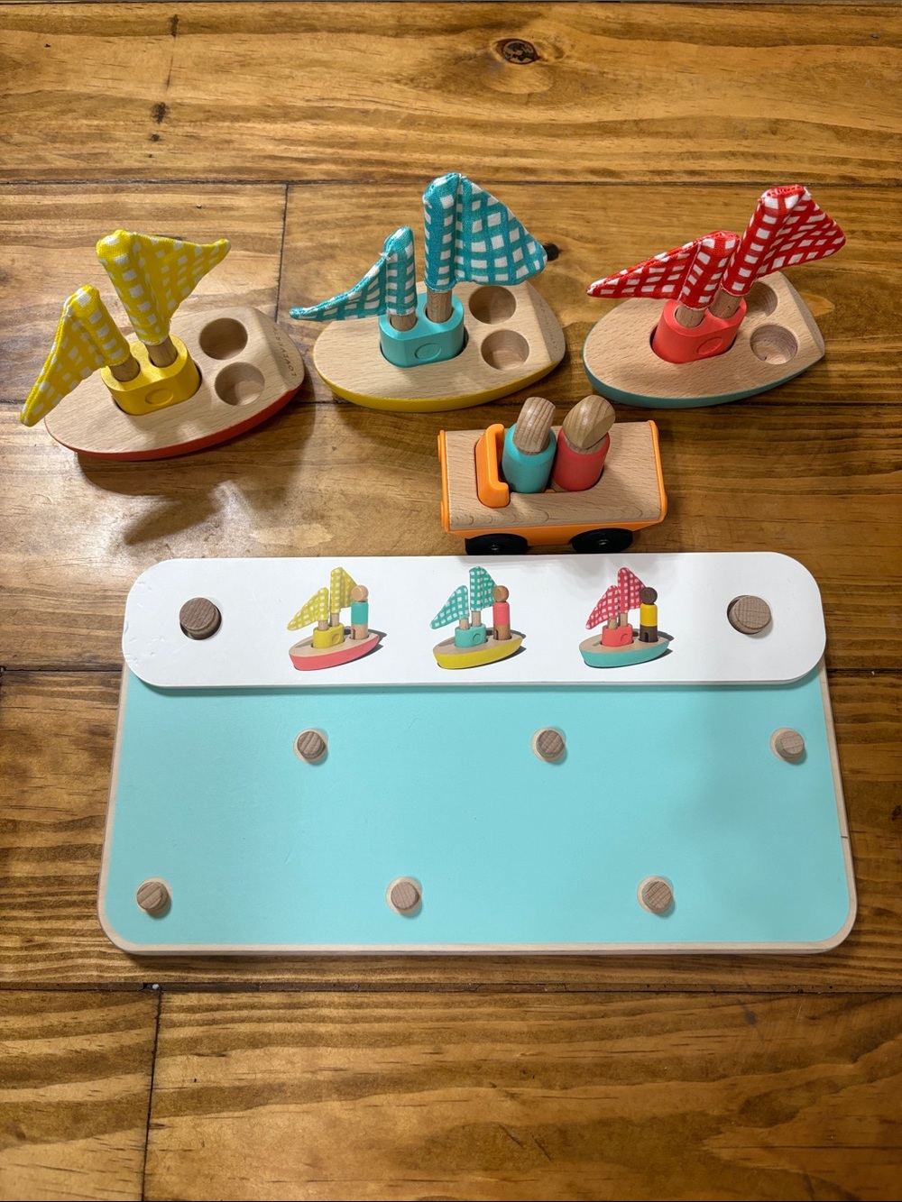 Lovevery Pattern Match Boats & Cards Set From The Analyst Play Kit